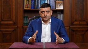 VIDEO George Simion a ținut cu dinții de scaunul de la Cotroceni.  Rezultatul votului a spulberat spectacolul pus în scenă de extremișt